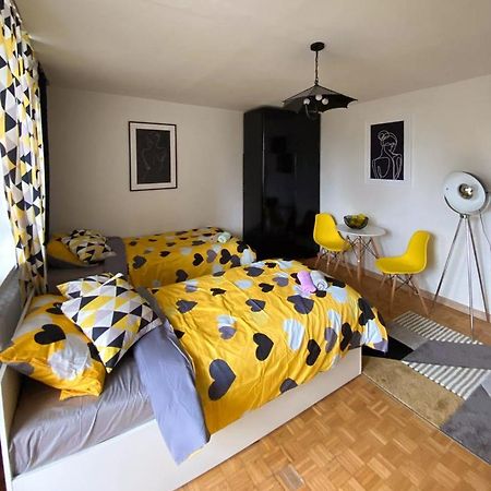 Guest House Prosta 2/14 Варшава Екстер'єр фото
